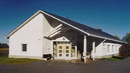 Kirkkoherranvirasto Kirkkoherranviraston julkisivu